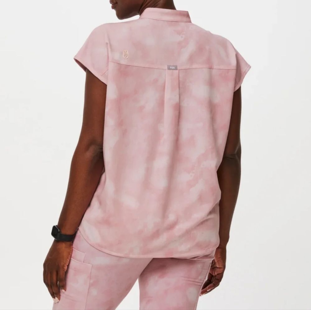 Figs Rafaela Oversized Scrub Top - Marbled Rose Size 4X tie dye pink - Picture 2 of 10